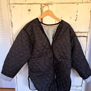 Elegant Black Quilted Women's Puffer Jacket